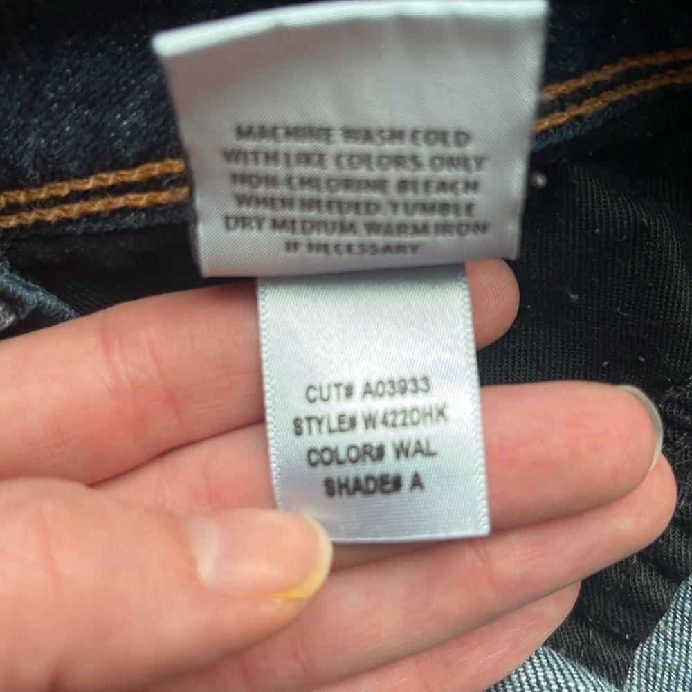 Hudson made in the USA jeans with classic pockets, size 32. Dark wash. - Picture 5 of 13